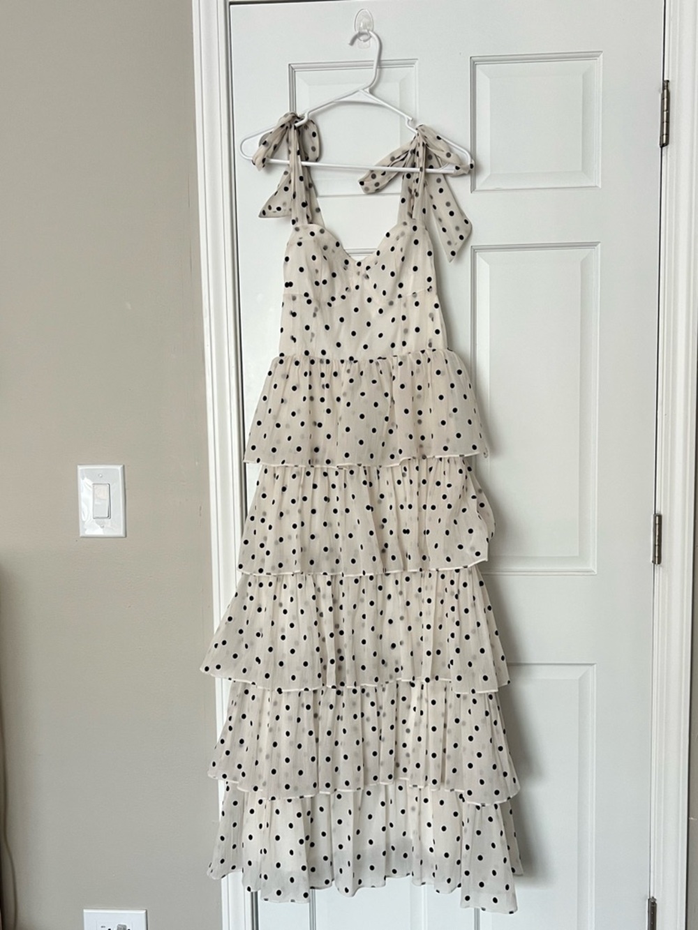 Sofie the Label - Cream/Black Polka Dot Tiered Midi Dress with BowTie Straps szM - Picture 3 of 7